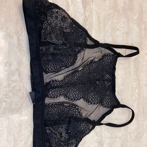Victoria’s Secret Body by Victoria Bralette 👙✨